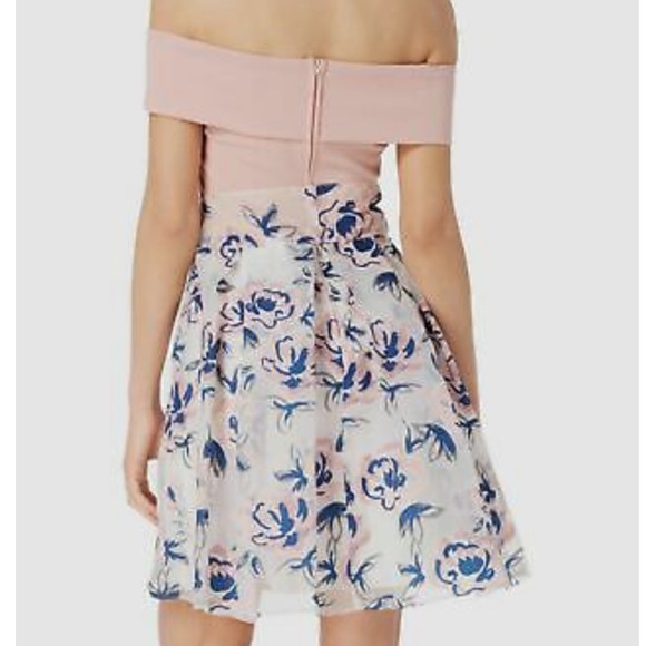 Formal dress - Picture 2 of 2